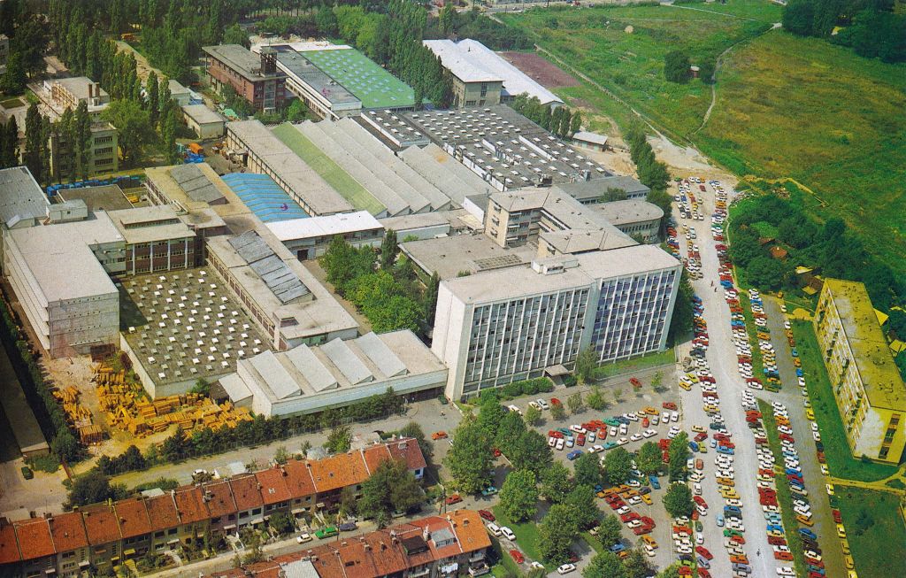 Krapinska ulica, pogled iz zraka na tvornicu Nikola Tesla 1982. godine